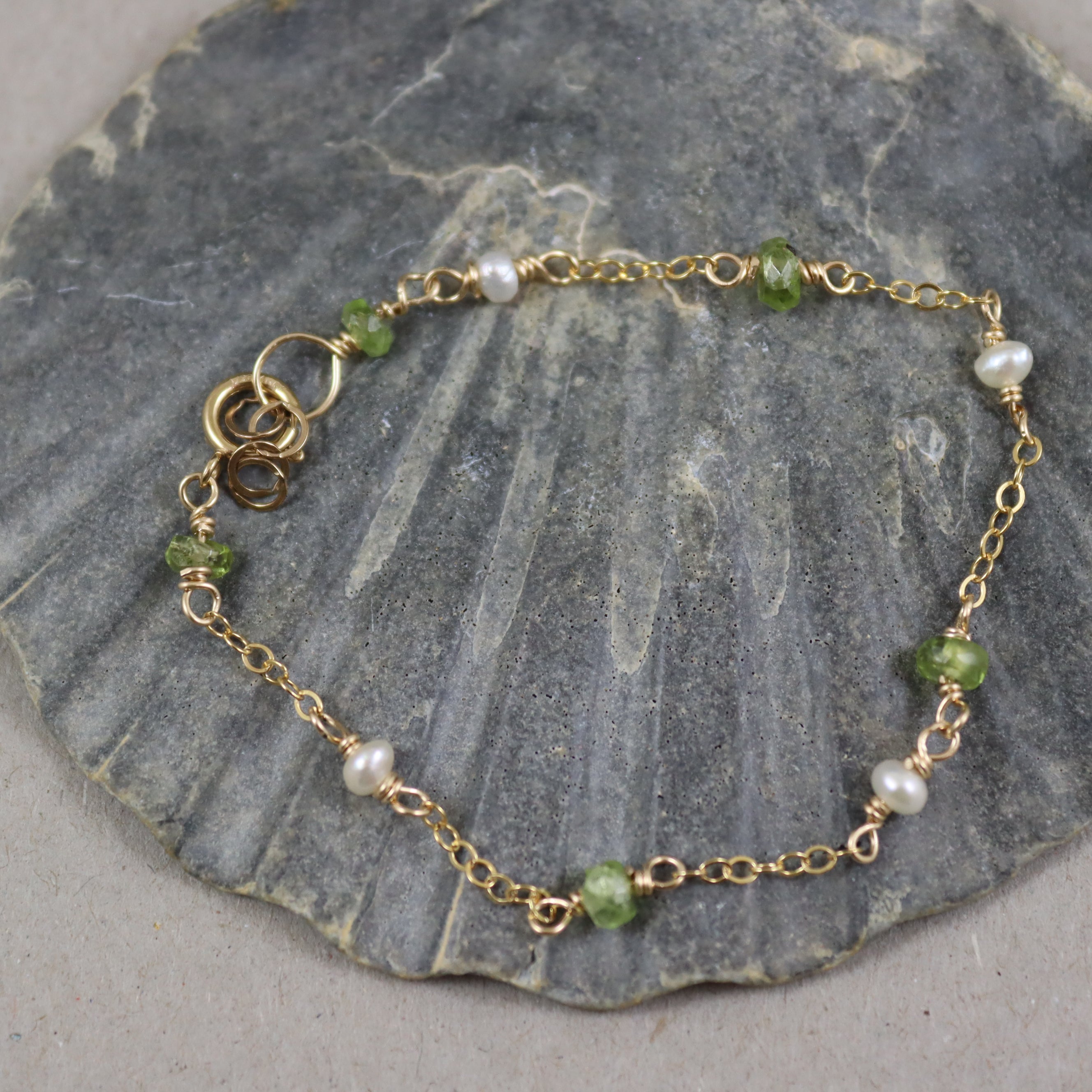 Peridot and Pearl Bracelet