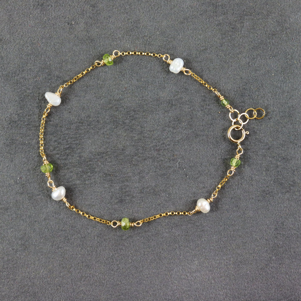 Peridot and Pearl Bracelet