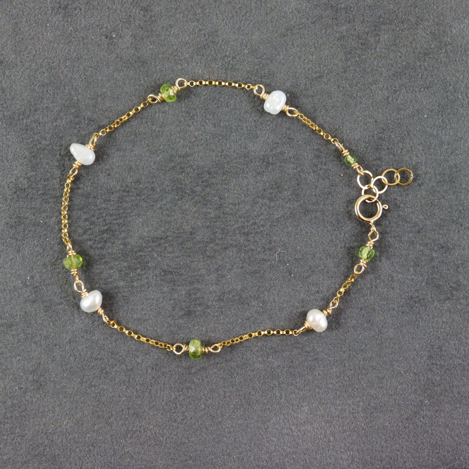 Peridot and Pearl Bracelet